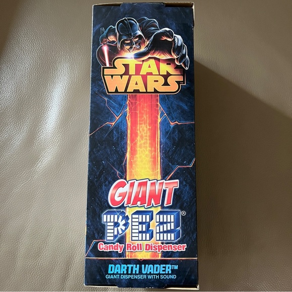 2014 GIANT 12” PEZ DARTH VADER STAR WARS WITH SOUND Candy Roll Dispenser #001803 - Picture 11 of 16
